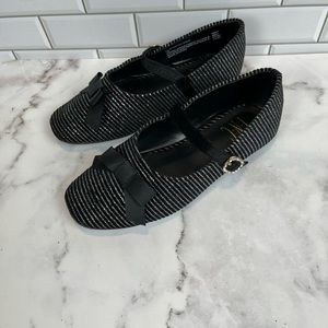 Macy’s INC Girls Black London Glitter Bow Flat Shoes Size:1 Ballet